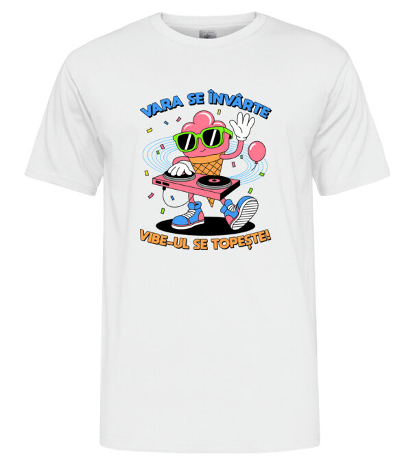  model  pe tricou