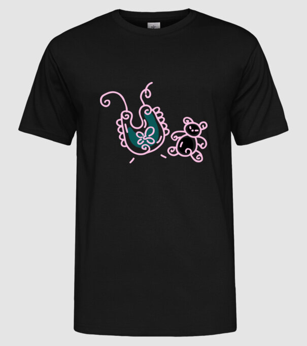 Bebe model negru pe tricou