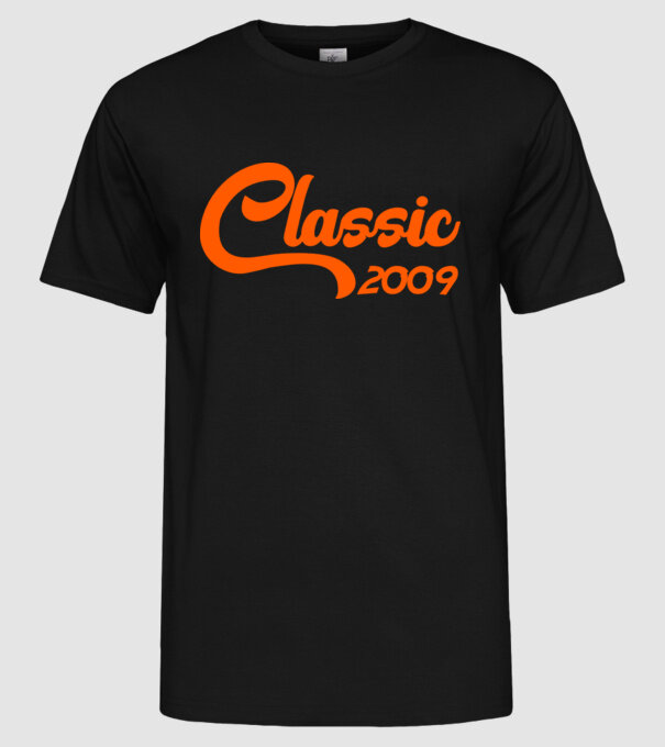 Classic 2009 model negru pe tricou