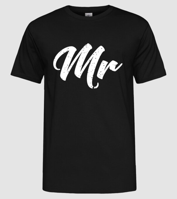 Mr 1 model negru pe tricou