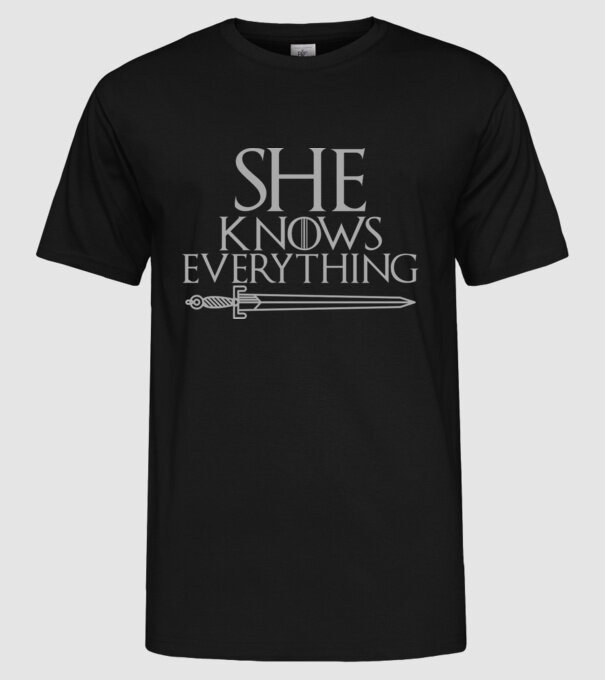 Cuplu She knows everything model negru pe tricou
