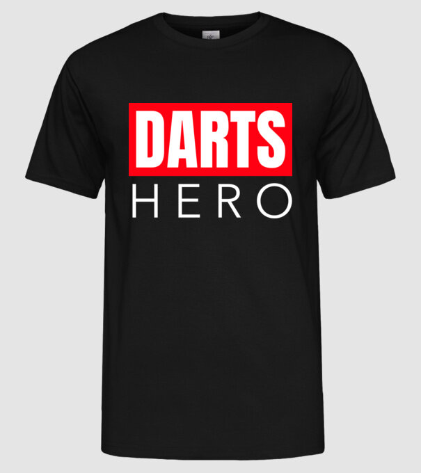 DARTS HERO model negru pe tricou