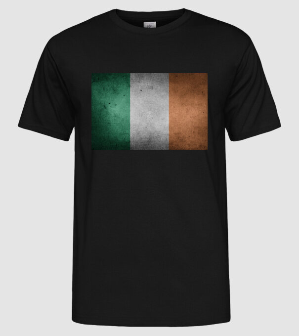 IRELAND model negru pe tricou