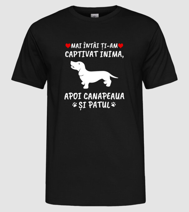 Mai întâi ți-am captivat inima, apoi canapeaua și patul model negru pe tricou