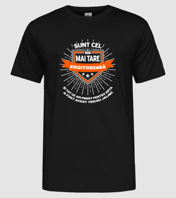 Sunt cea mai tare croitoreasă și tot ce am primit pentru asta a fost acest tricou jalnic model negru pe tricou