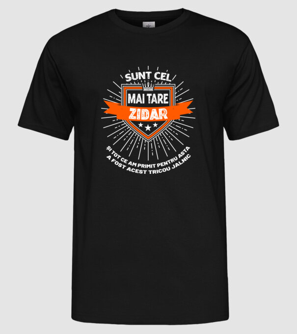 Sunt cel mai tare zidar și tot ce am primit pentru asta a fost acest tricou jalnic model negru pe tricou