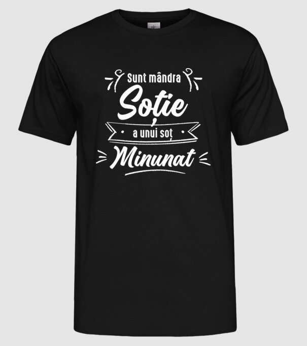 Sunt mândra soție a unui soț minunat model negru pe tricou
