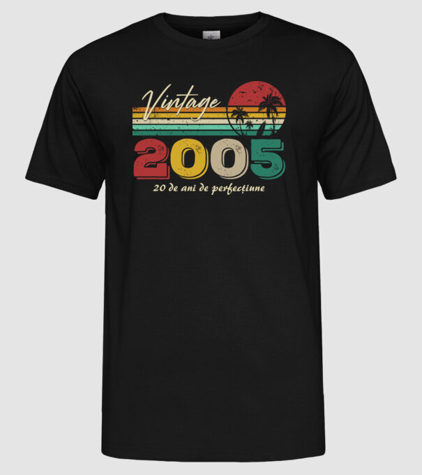 VINTAGE 2005 model negru pe tricou