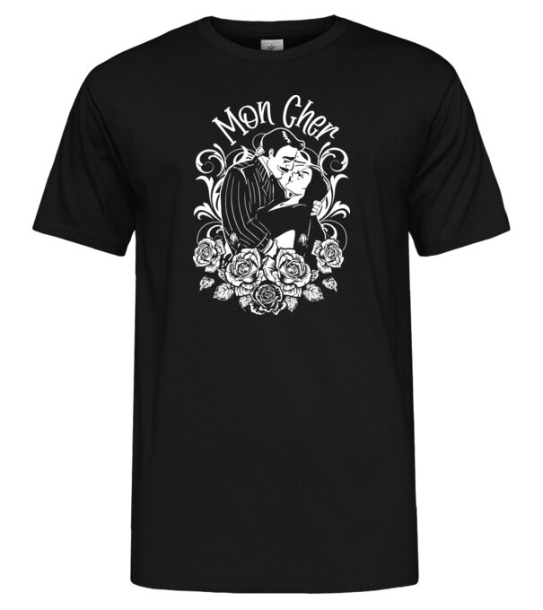  model  pe tricou