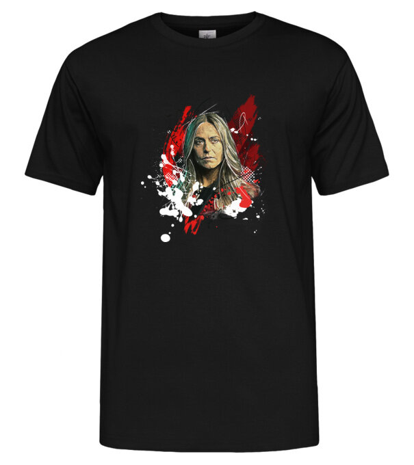  model  pe tricou