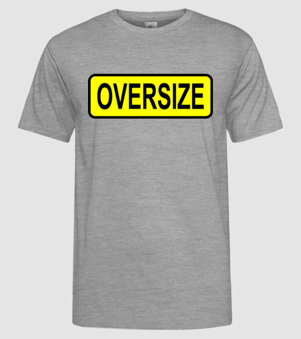 Oversize model gri pe tricou
