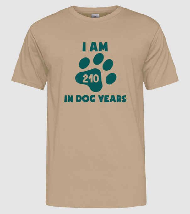Dog Year - 210 model nisipiu pe tricou