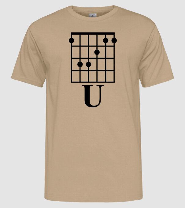 U Chord model nisipiu pe tricou