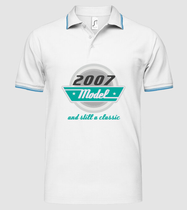 Model and still a classic - 2007 model alb pe tricou