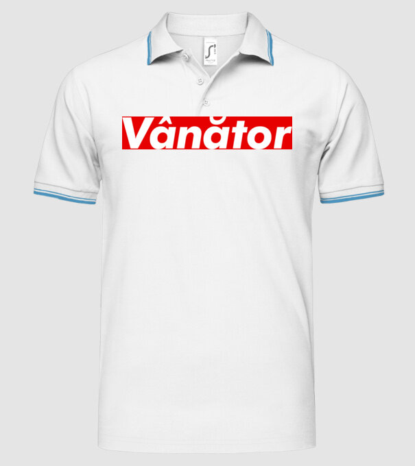 vânător model alb pe tricou
