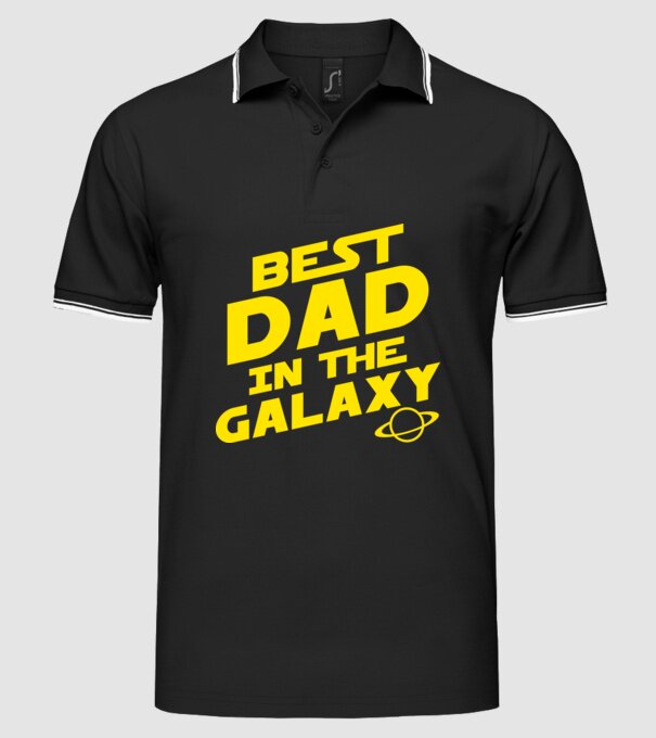 Best dad in the galaxy model negru pe tricou