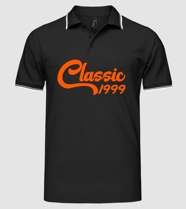 Classic 1999 model negru pe tricou