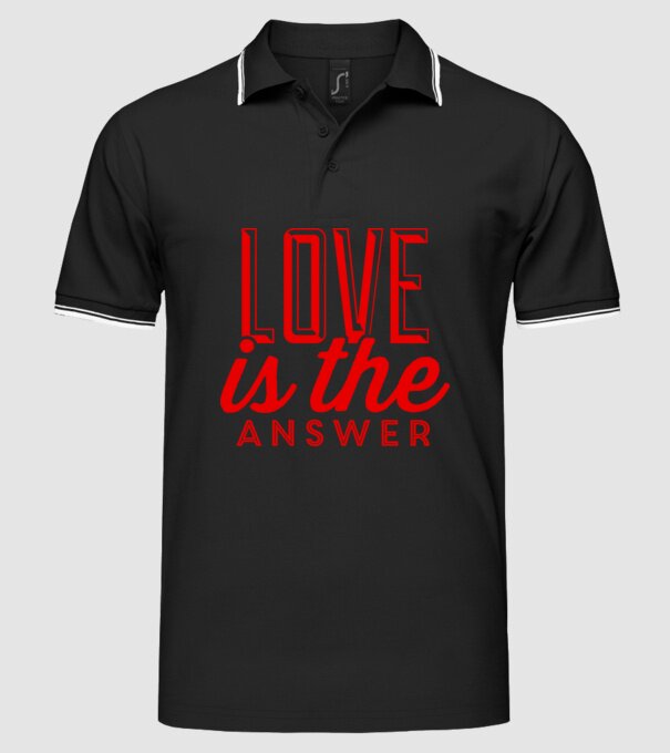 love in answer model negru pe tricou
