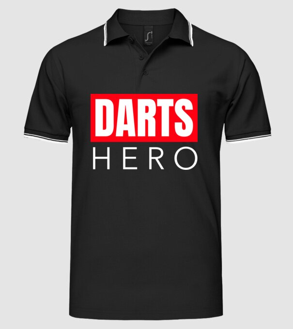 DARTS HERO model negru pe tricou