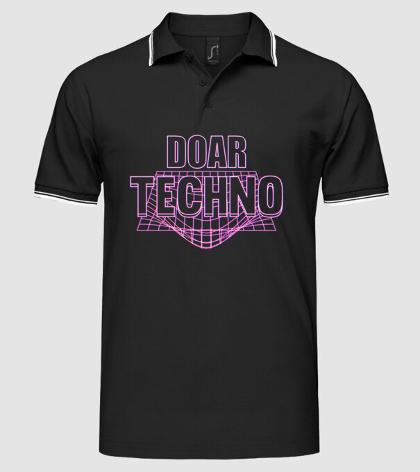 Doar techno model negru pe tricou