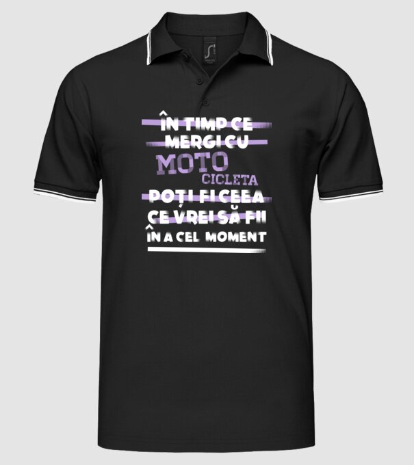 în timp ce mergi cu motocicleta poți fi ceea ce vrei să fii - în acel moment model negru pe tricou