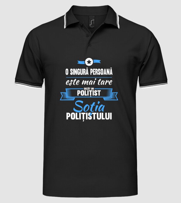 O singură persoană este mai tare decât un polițist, soția polițistului model negru pe tricou