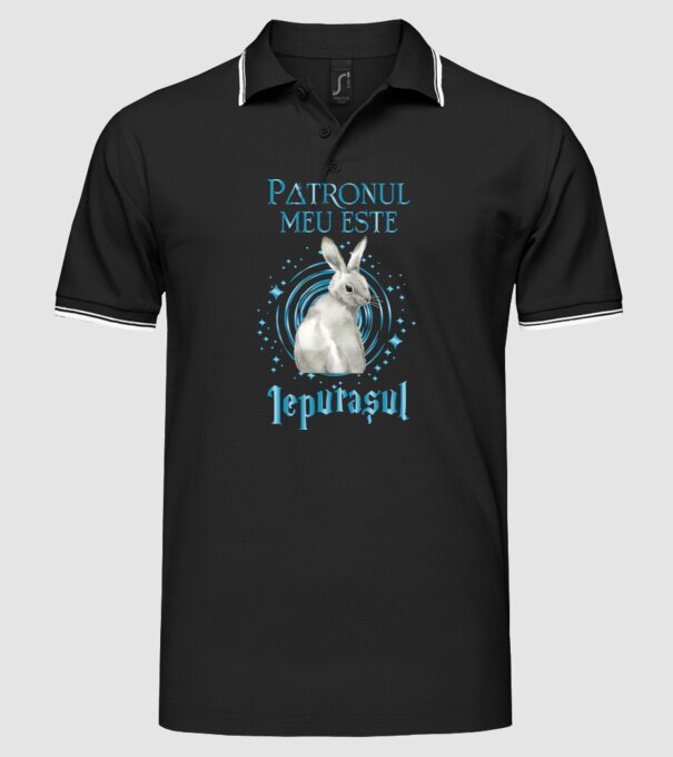 Patronul meu este IEPURAȘUL model negru pe tricou
