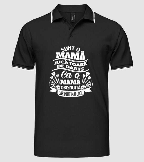 Sunt o mamă jucătoare de darts, ca o mamă obișnuită, dar mult mai cool model negru pe tricou