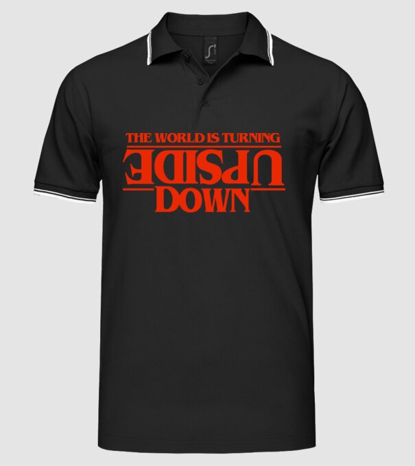 the world is turning upside down model negru pe tricou