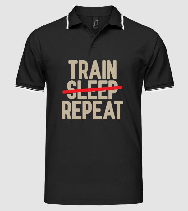 Train repeat model negru pe tricou