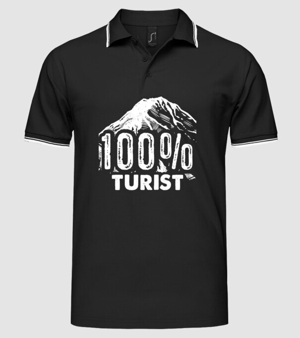turist model negru pe tricou