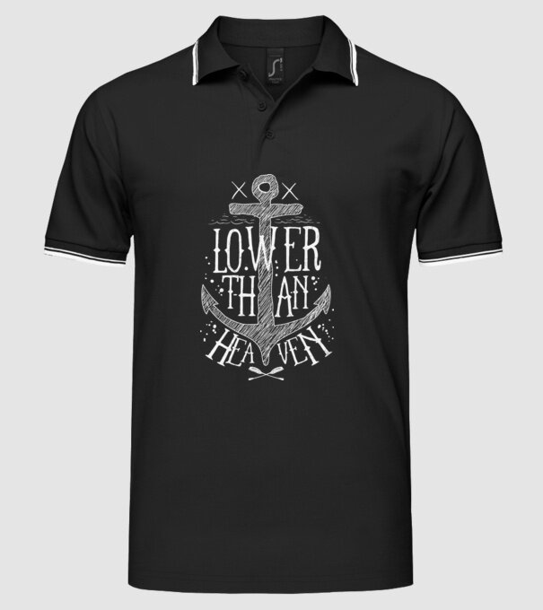 Vapoare model negru pe tricou