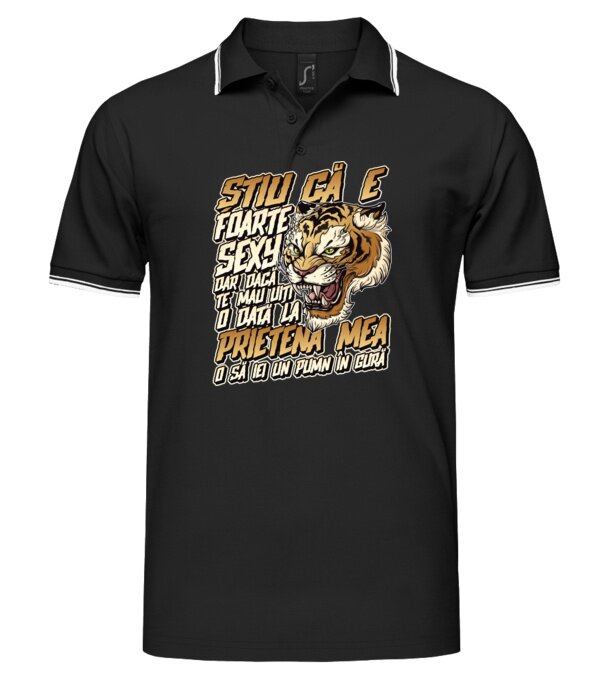  model  pe tricou