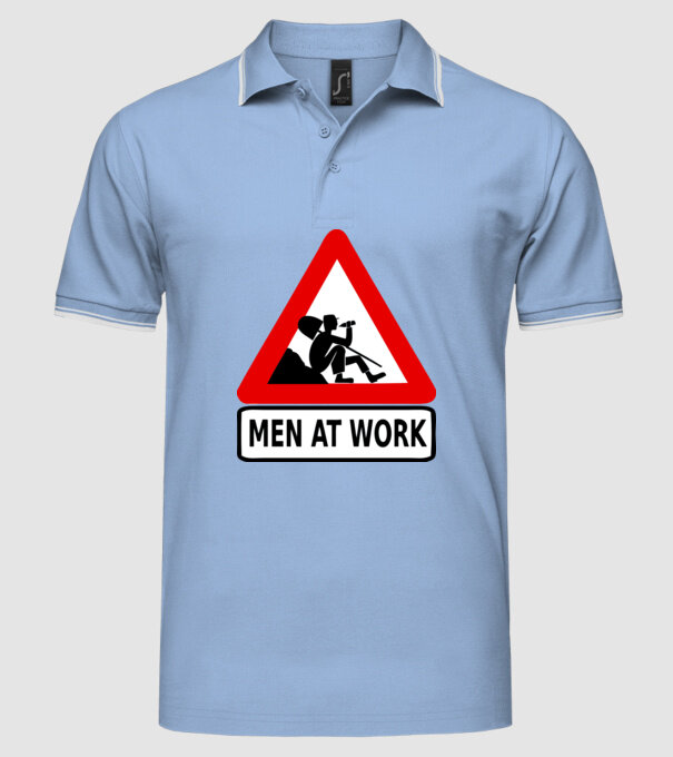 men at work model albastru deschis pe tricou