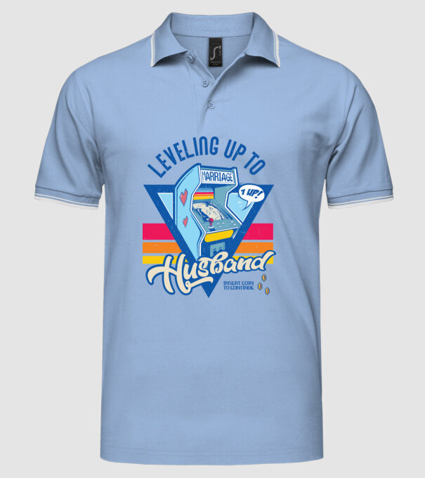 Retro gamer engaged level up to husband model albastru deschis pe tricou