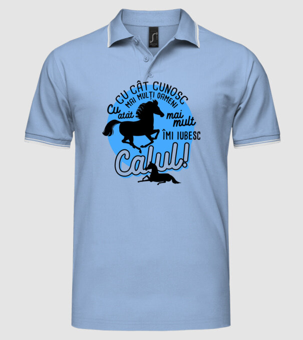 Cu cât cunosc mai mulți oameni, cu atât mai mult îmi iubesc calul model albastru deschis pe tricou
