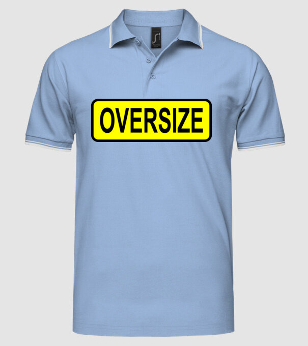 Oversize model albastru deschis pe tricou