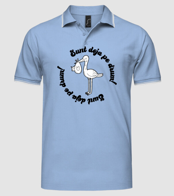 Sunt deja pe drum model albastru deschis pe tricou