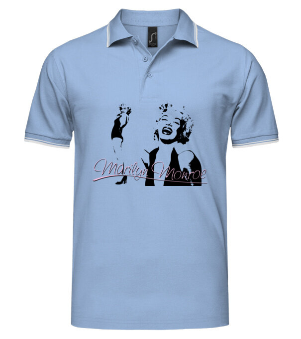  model  pe tricou