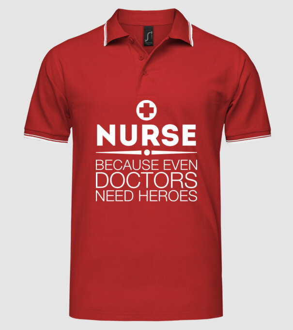 Sora eroină model roșu pe tricou
