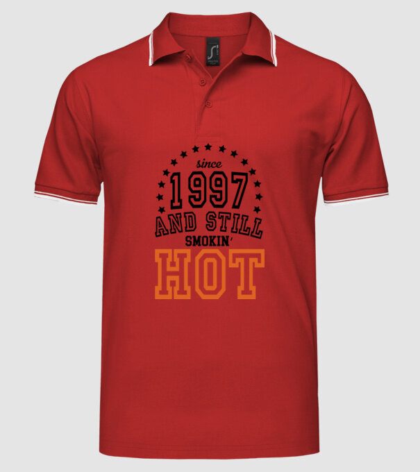 'Since and still smokin'' hot - 1997' model roșu pe tricou