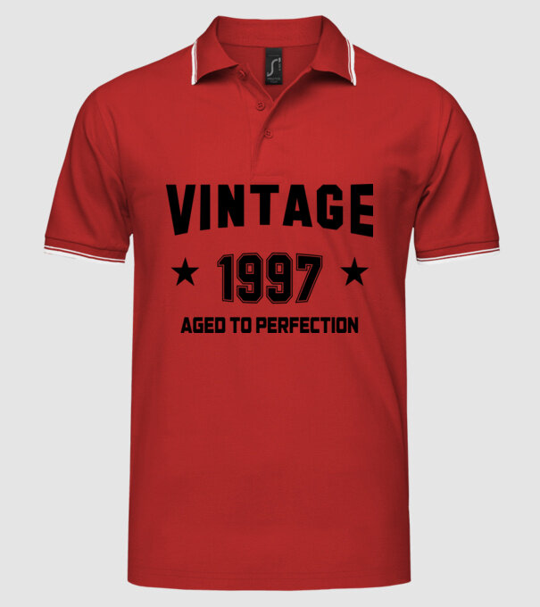 Vintage - 1997 model roșu pe tricou