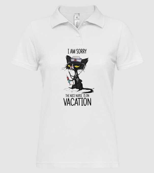 Sora mai drăguță e în vacanță model alb pe tricou