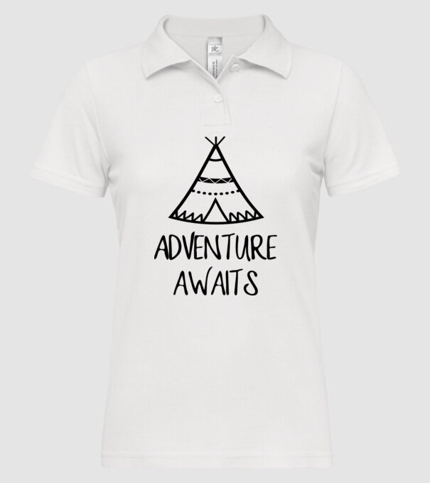 Adventure awaits teepee model alb pe tricou