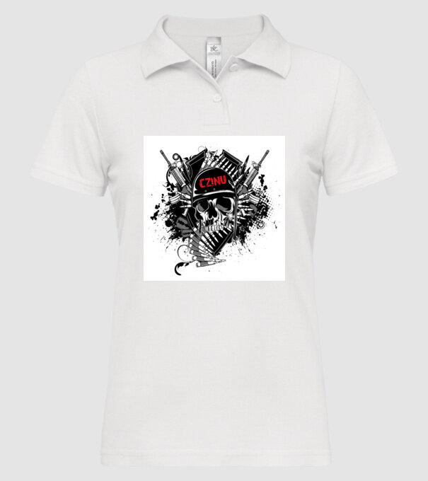 luptă model alb pe tricou