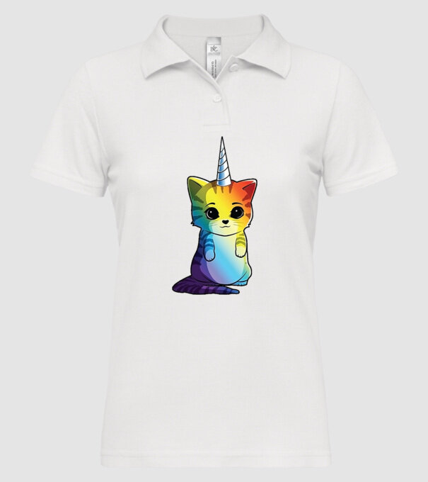 Unicat model alb pe tricou