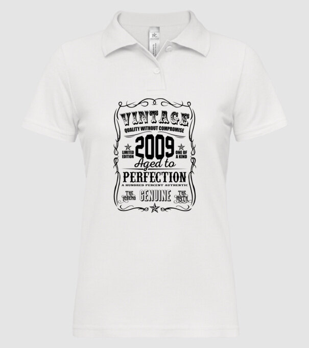Vintage perfection 2009 model alb pe tricou