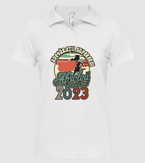 Adevărații supereroi model alb pe tricou