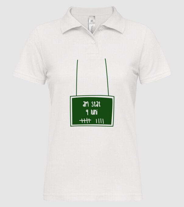 am stat 9 luni model alb pe tricou