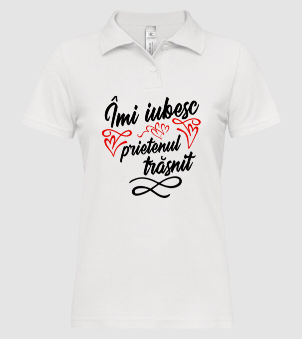 Îmi iubesc prietenul trăsnit model alb pe tricou